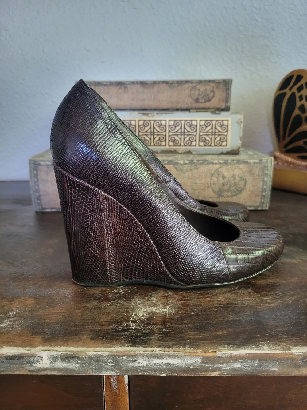 Vintage Halston Dark Brown Lizard-Embossed Wedge Pumps